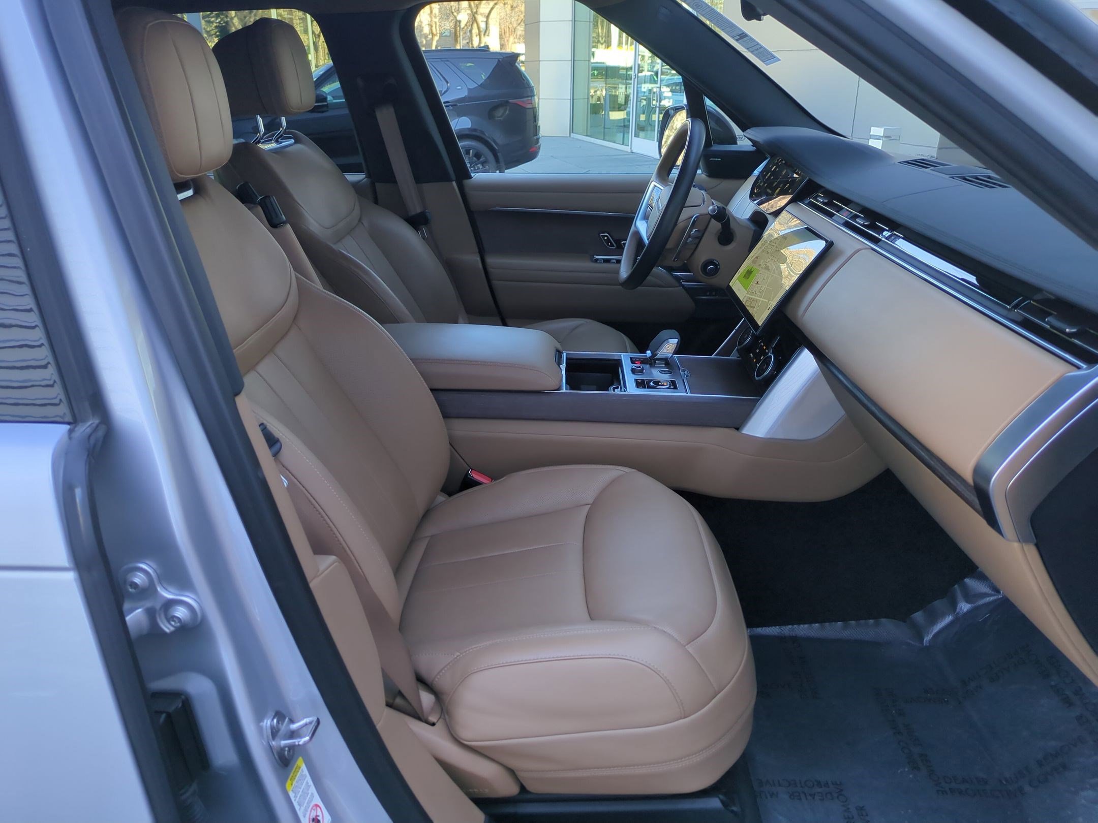 2023 Land Rover Range Rover SE