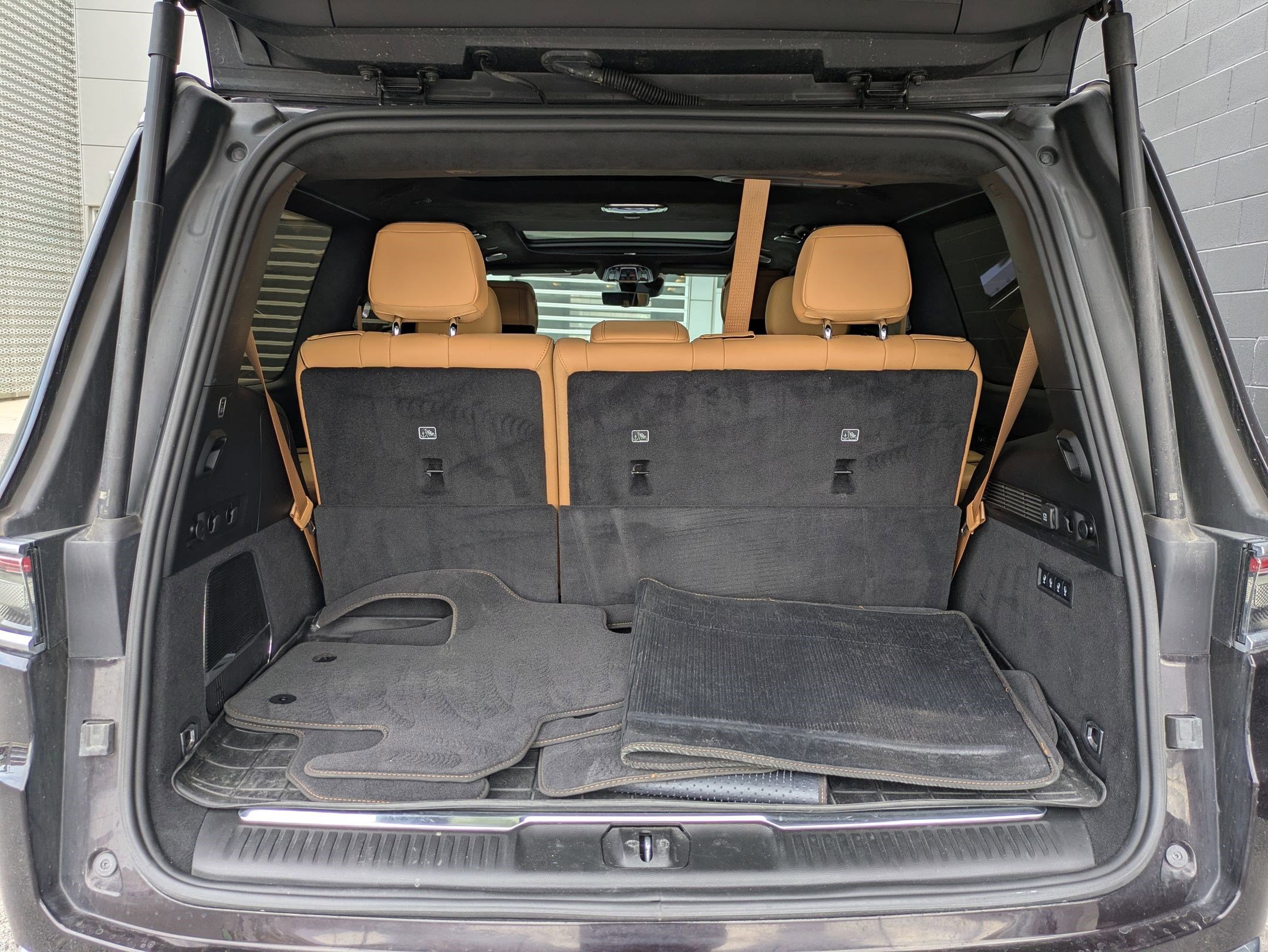 2023 Jeep Grand Wagoneer Series III