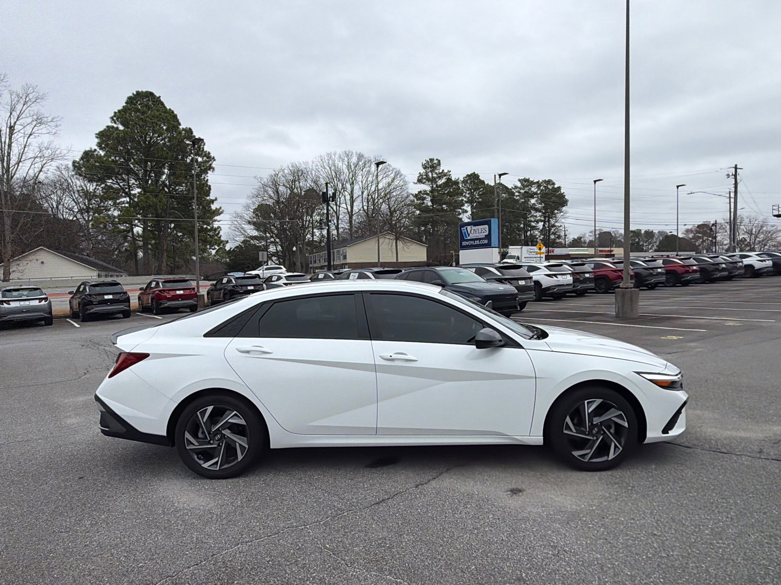 2025 Hyundai Elantra SEL