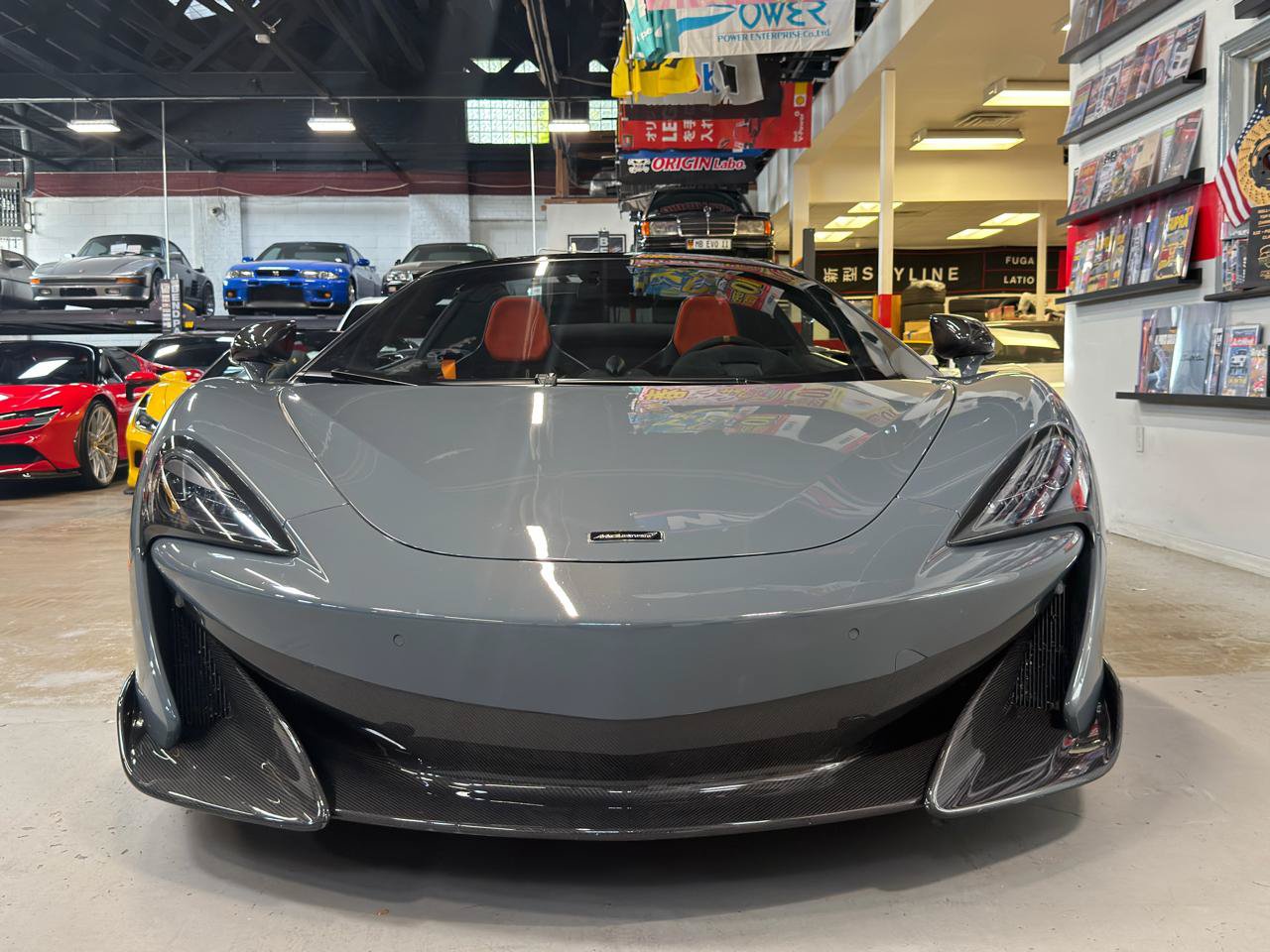 Used 2020 McLaren 600LT Spider photo 2