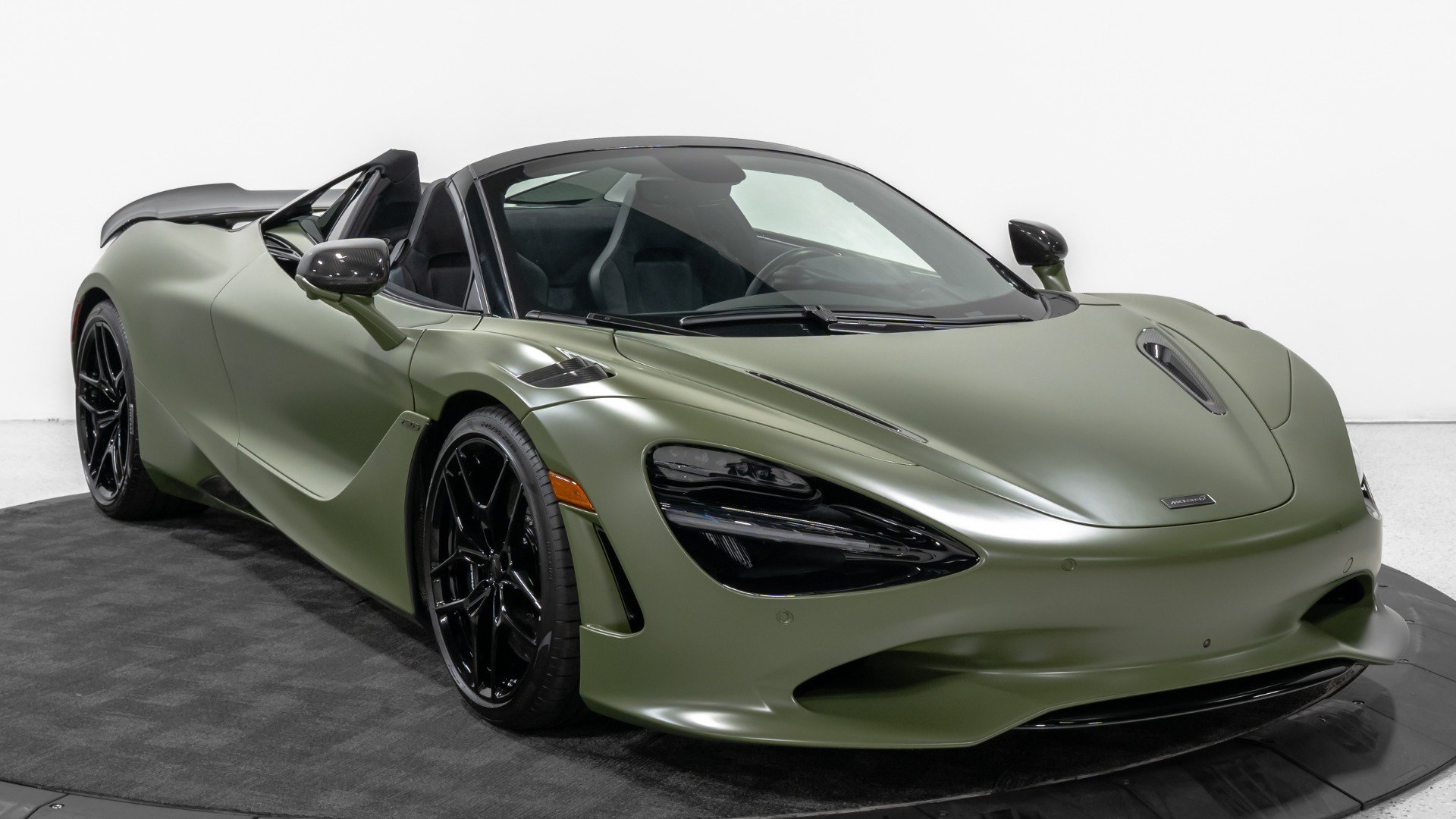 Used 2026 McLaren 750S Spider photo 13