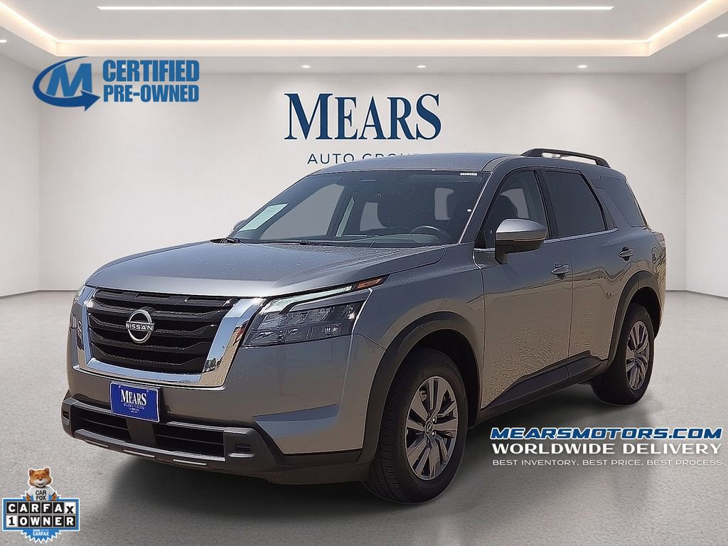 Used 2025 Nissan Pathfinder SV