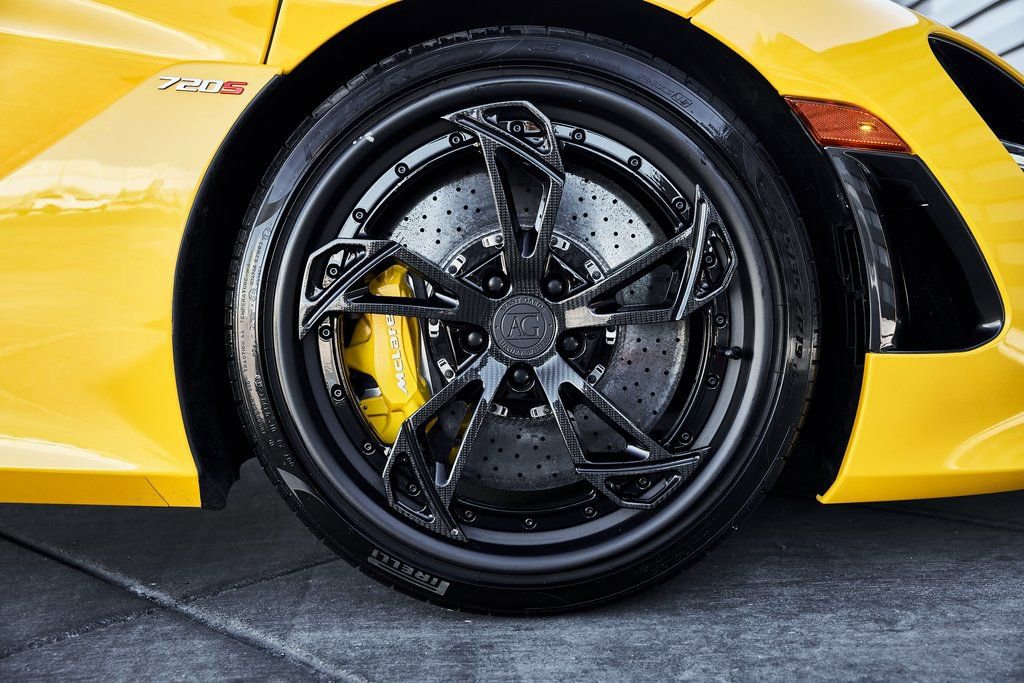 Used 2019 McLaren 720S photo 27