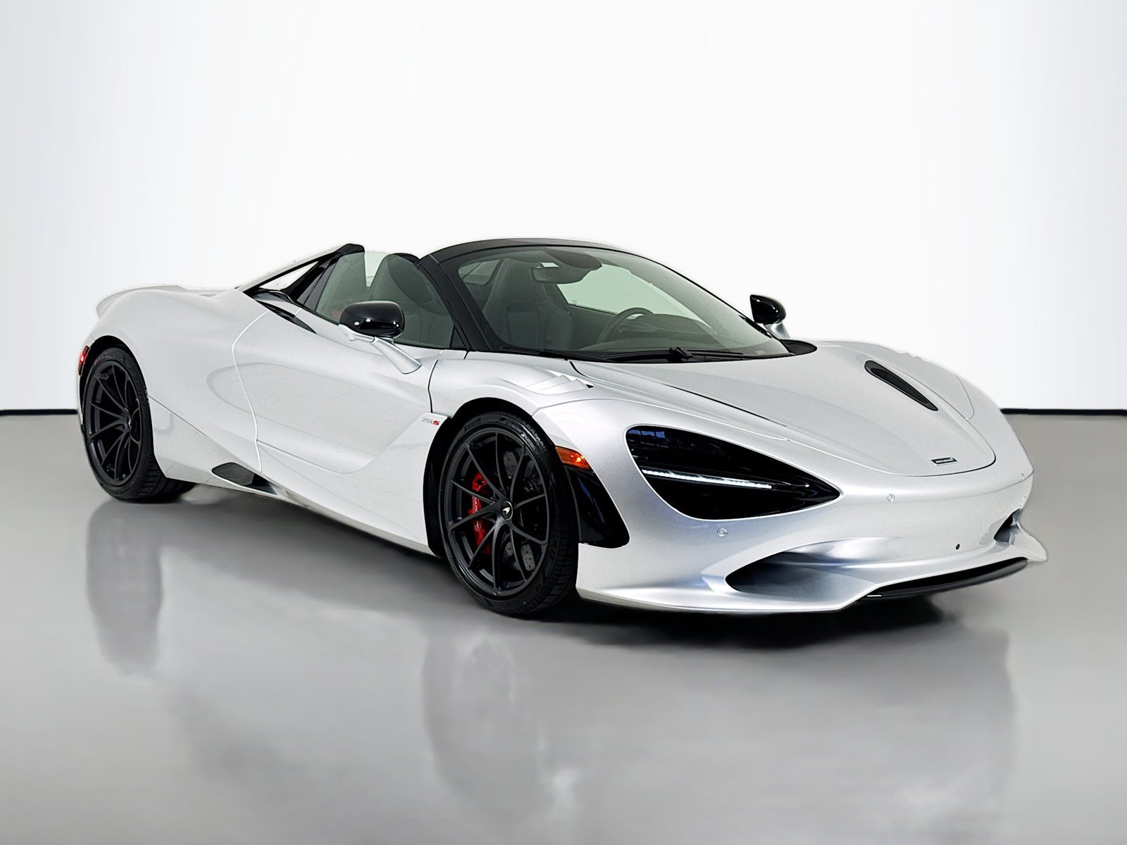 Used 2026 McLaren 750S Spider 1