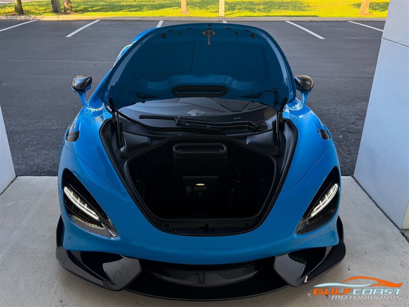 Used 2022 McLaren 765LT photo 40