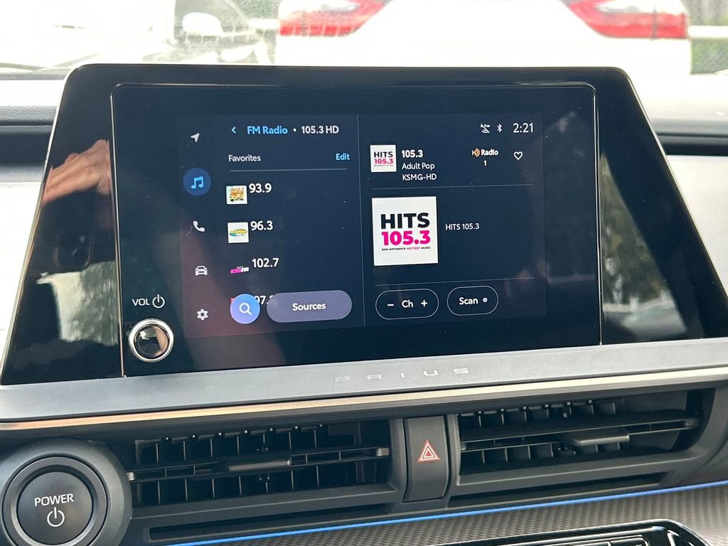 2025 Toyota Prius XLE