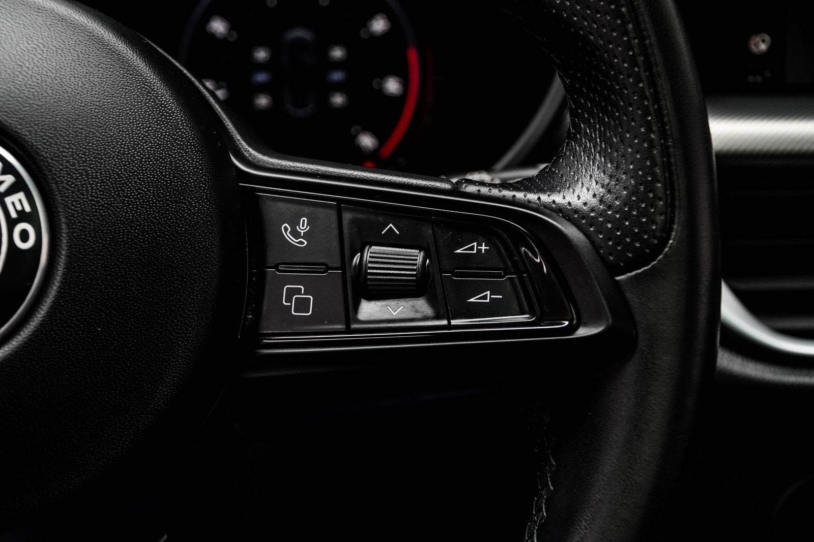 2024 Alfa Romeo Stelvio Ti