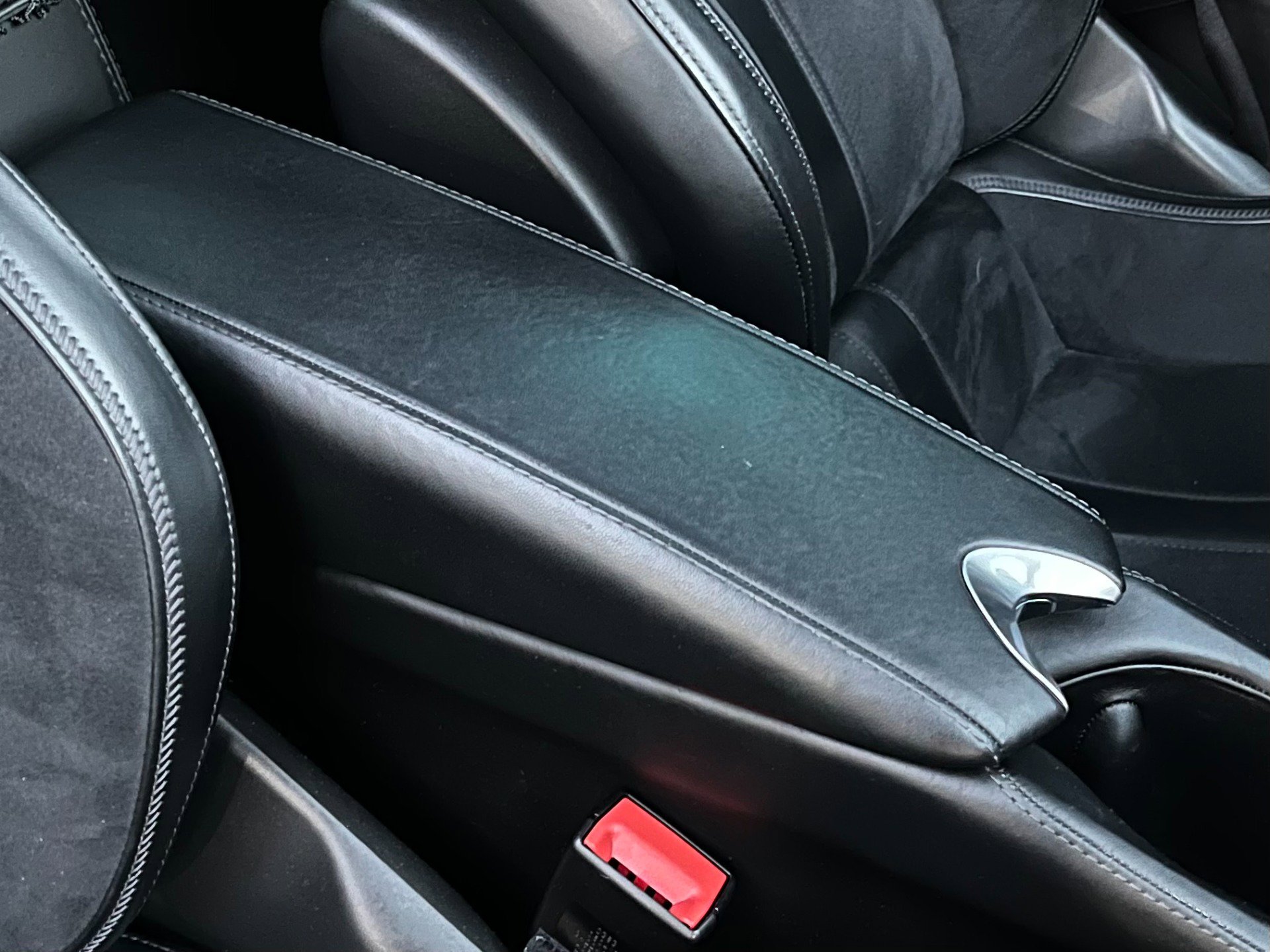 Used 2019 McLaren 720S Performance photo 28