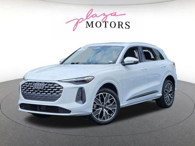 Certified 2025 Audi Q5 Premium Plus w/ Premium Plus
