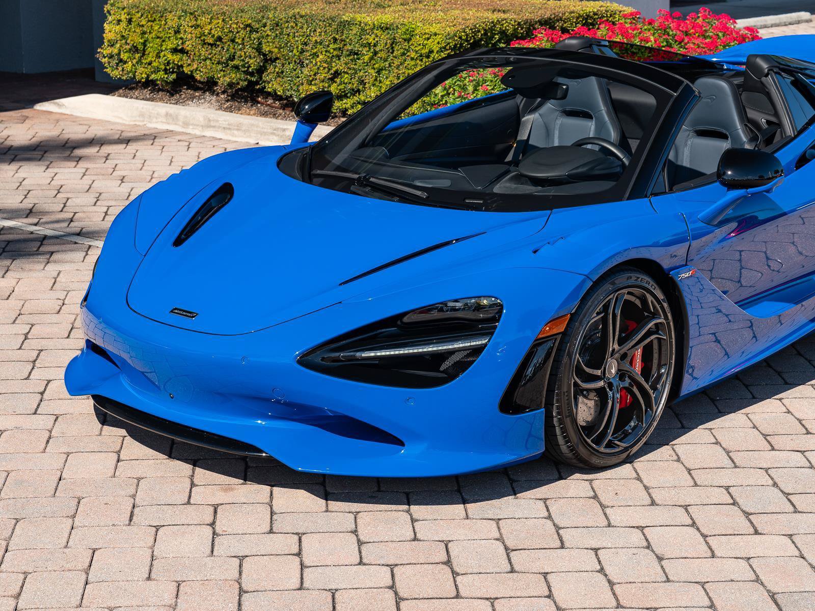 Used 2024 McLaren 750S Spider photo 13