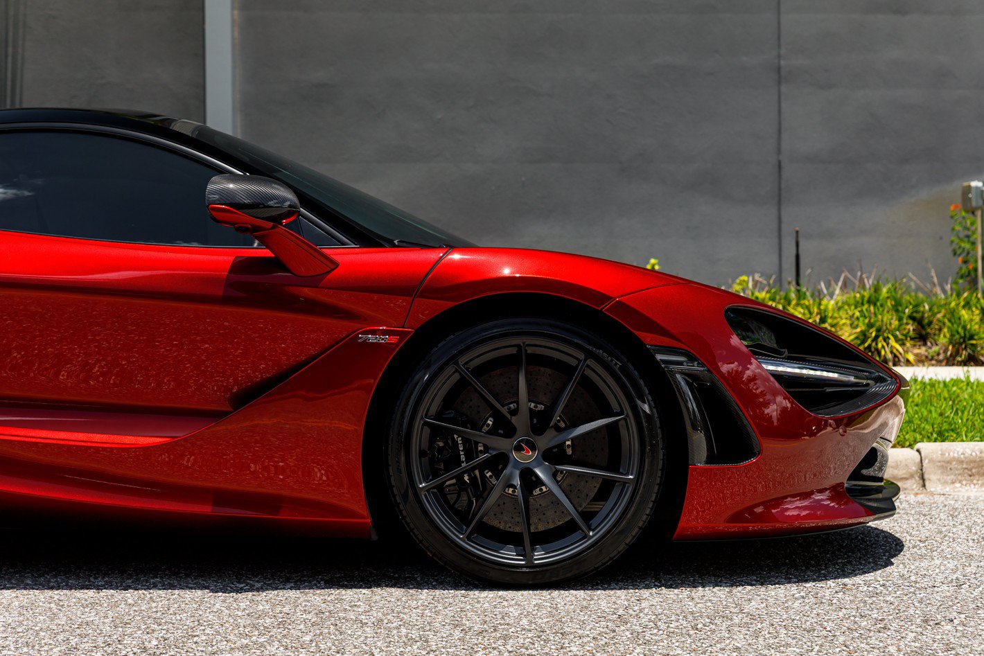 Used 2018 McLaren 720S Luxury photo 33