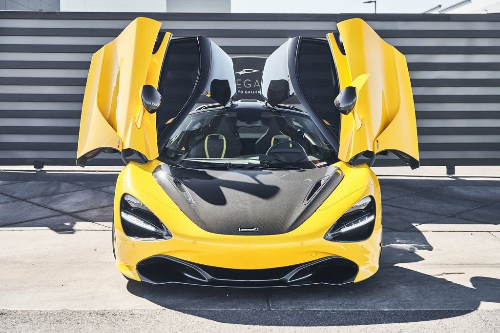Used 2019 McLaren 720S photo 22