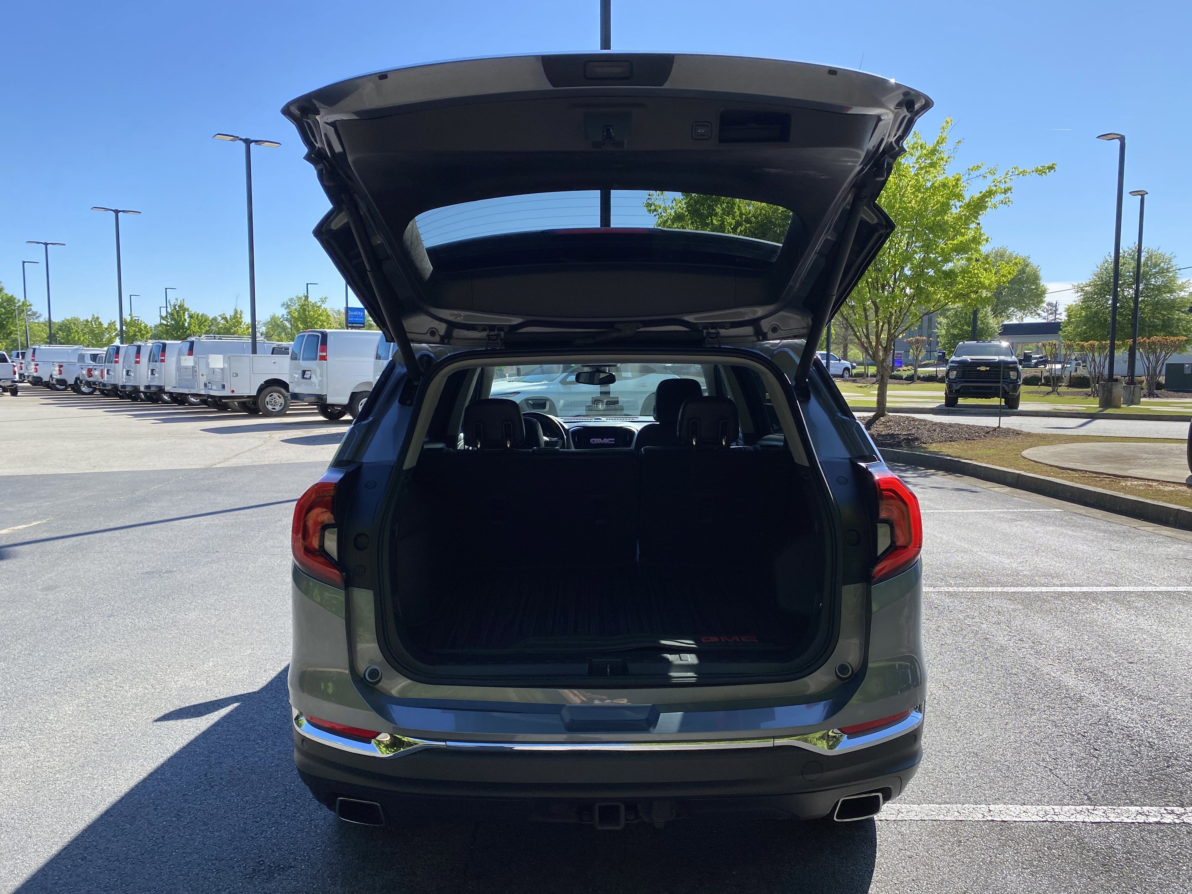 2020 GMC Terrain SLT