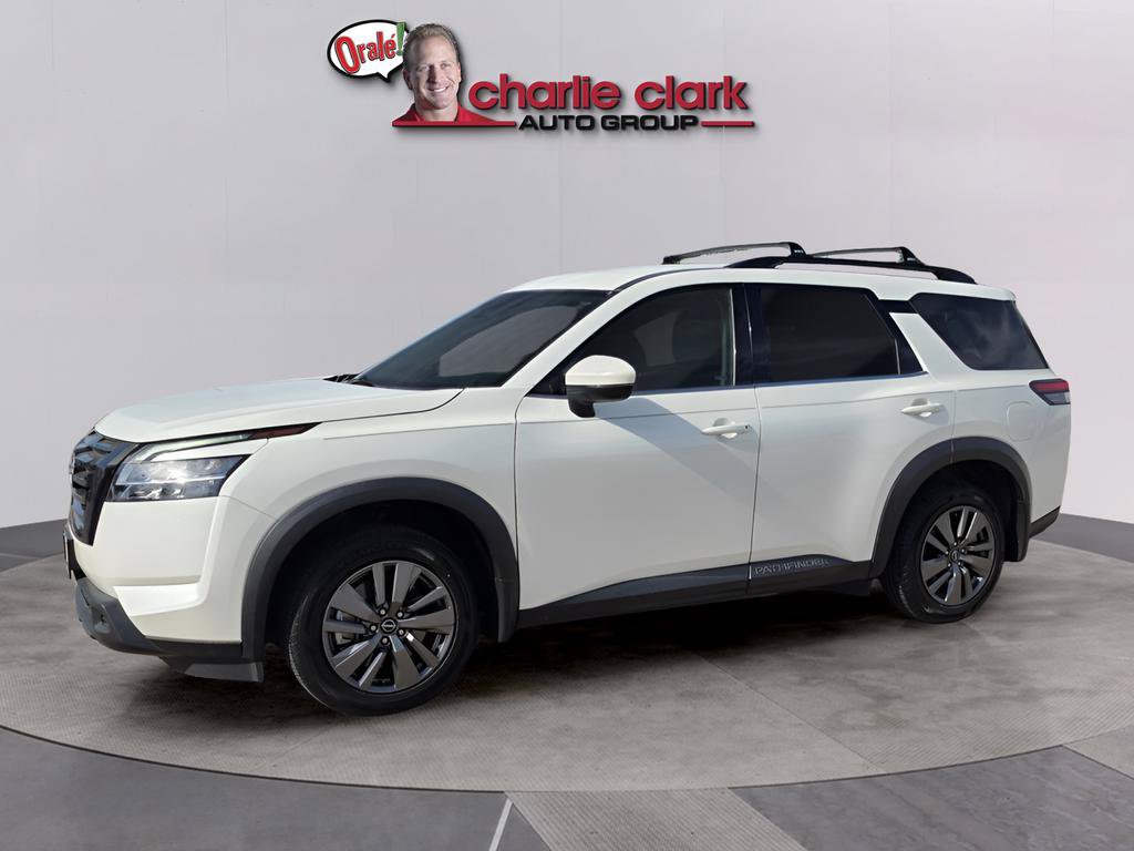 Used 2022 Nissan Pathfinder SV w/ SV Black Package