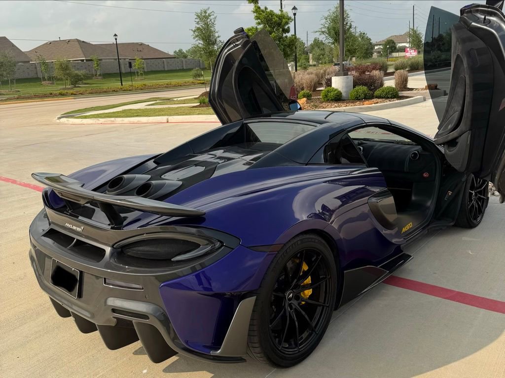 Used 2020 McLaren 600LT Spider photo 20