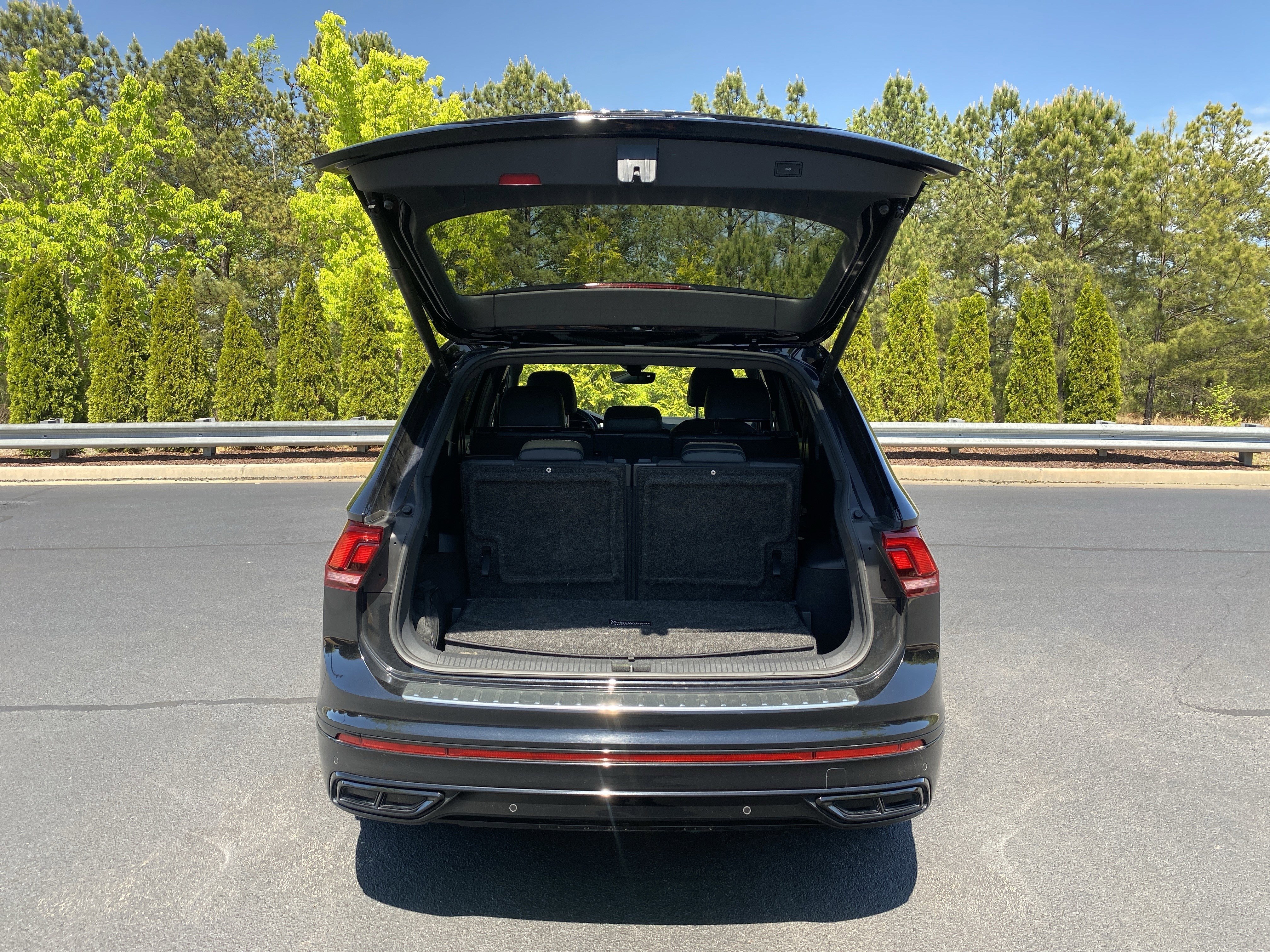 2023 Volkswagen Tiguan SE R-Line