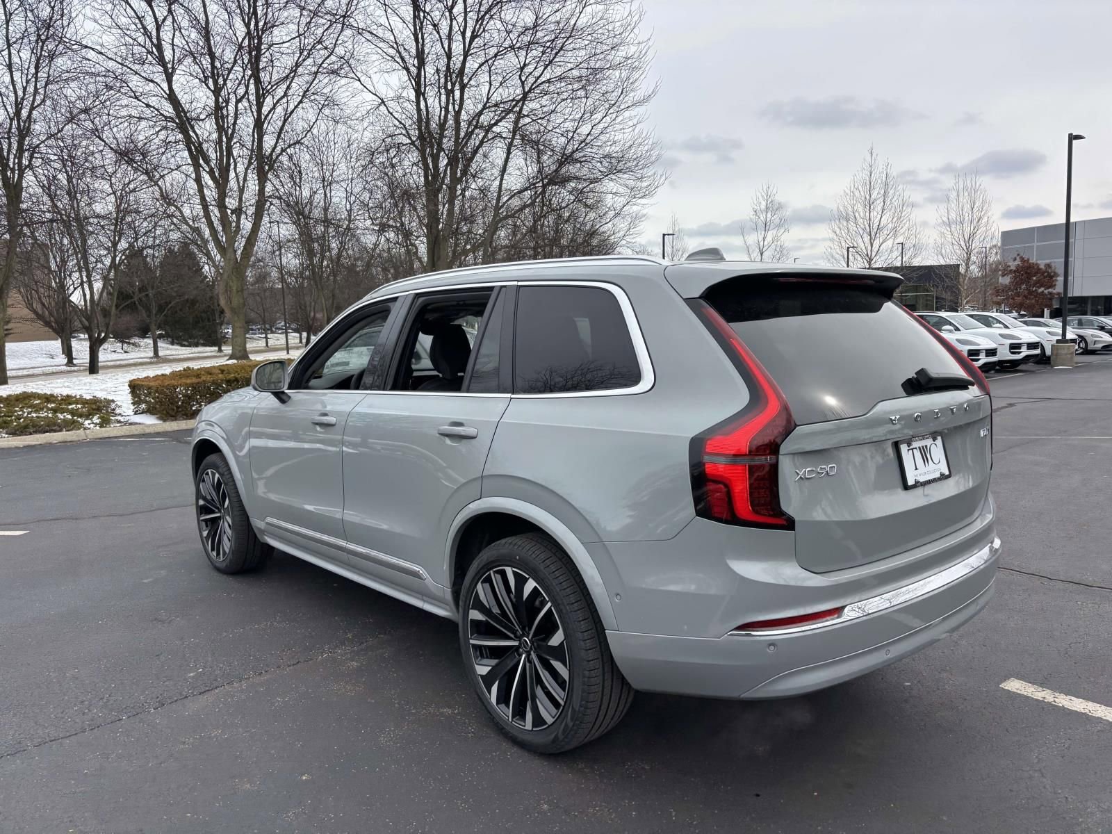 2026 Volvo Xc90 B6 Ultra