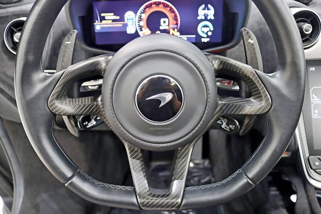 Used 2020 McLaren 600LT Spider photo 21