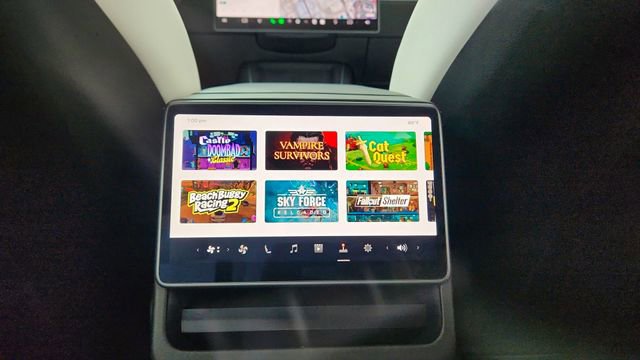 2026 Tesla Model Y Performance