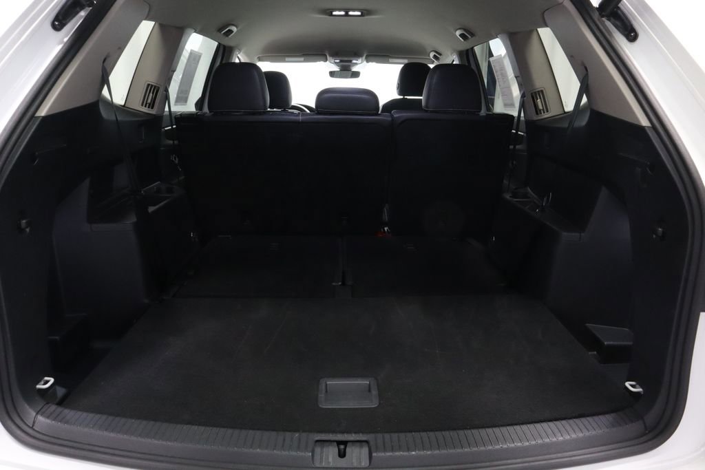 2025 Volkswagen Atlas SE