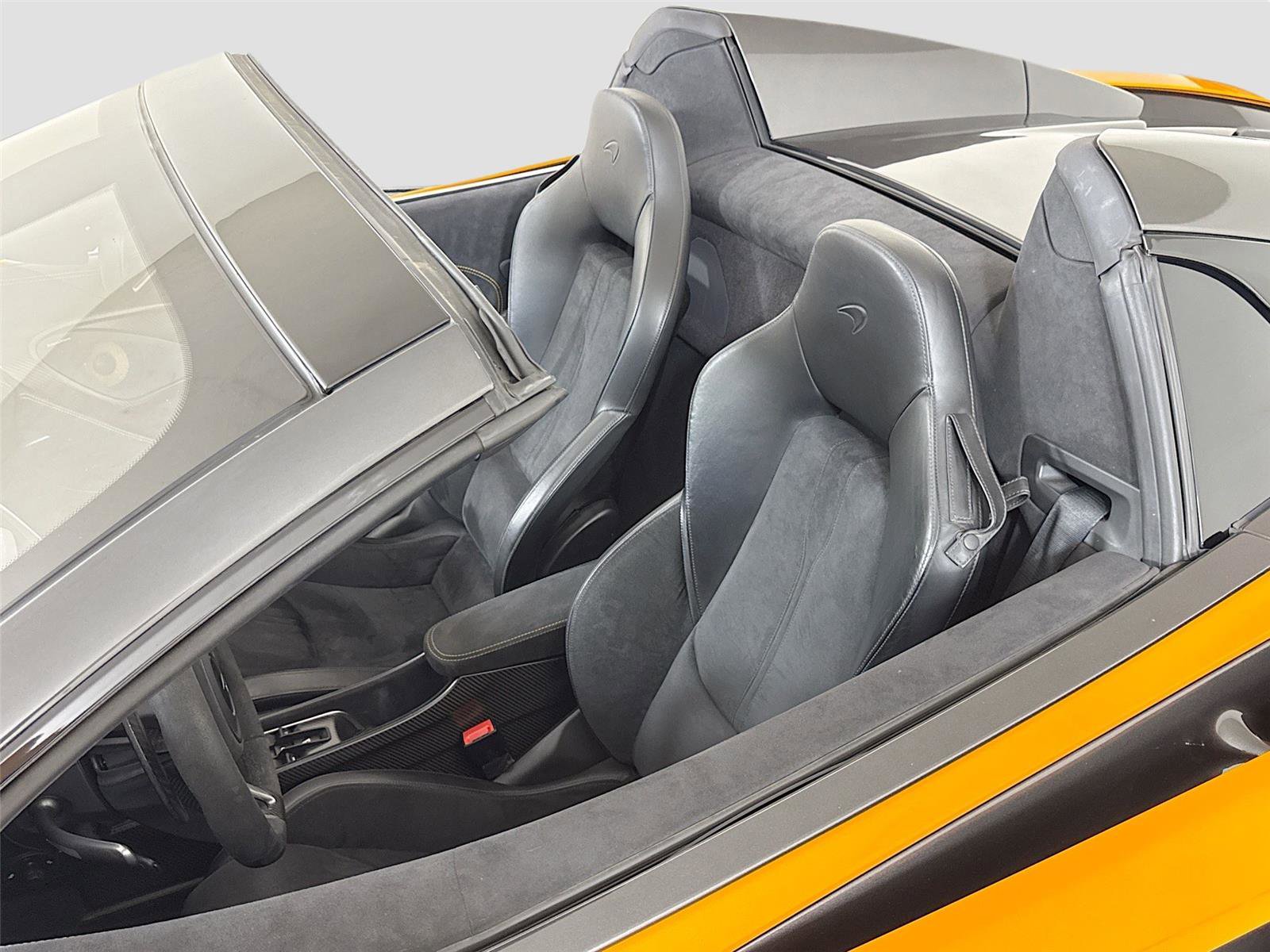 Used 2020 McLaren 600LT Spider photo 14
