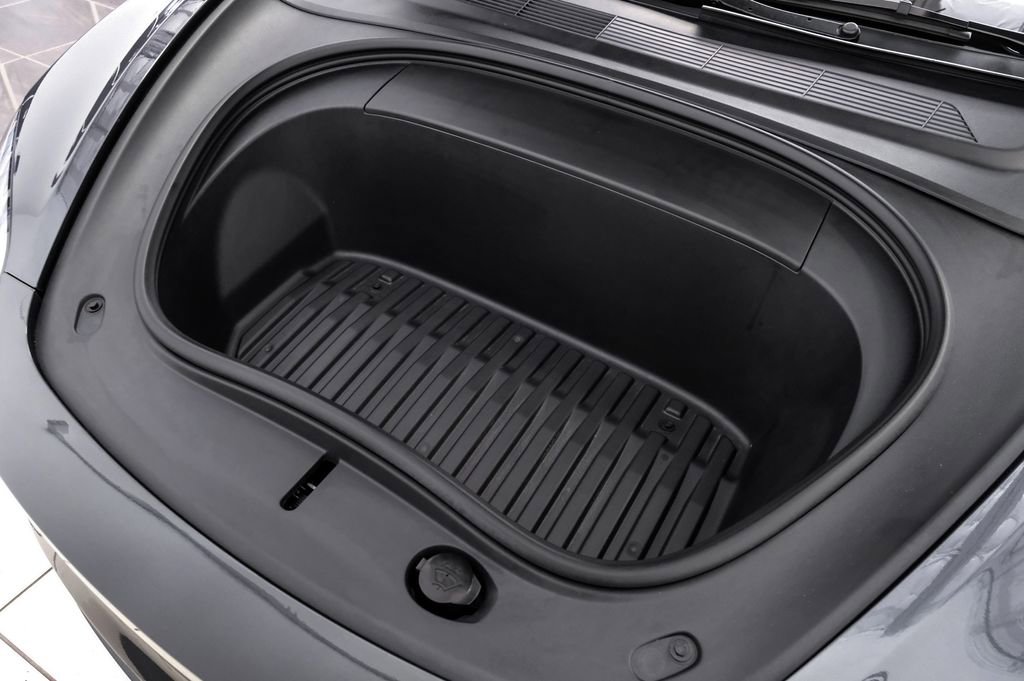 2024 Tesla Model 3 Long Range