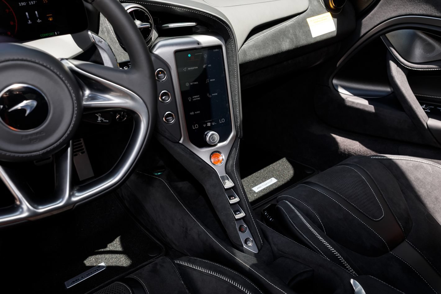 New 2027 McLaren 750S photo 43