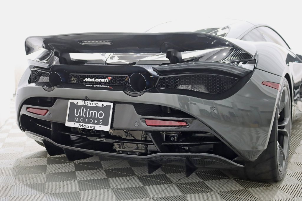 Used 2018 McLaren 720S Performance photo 22