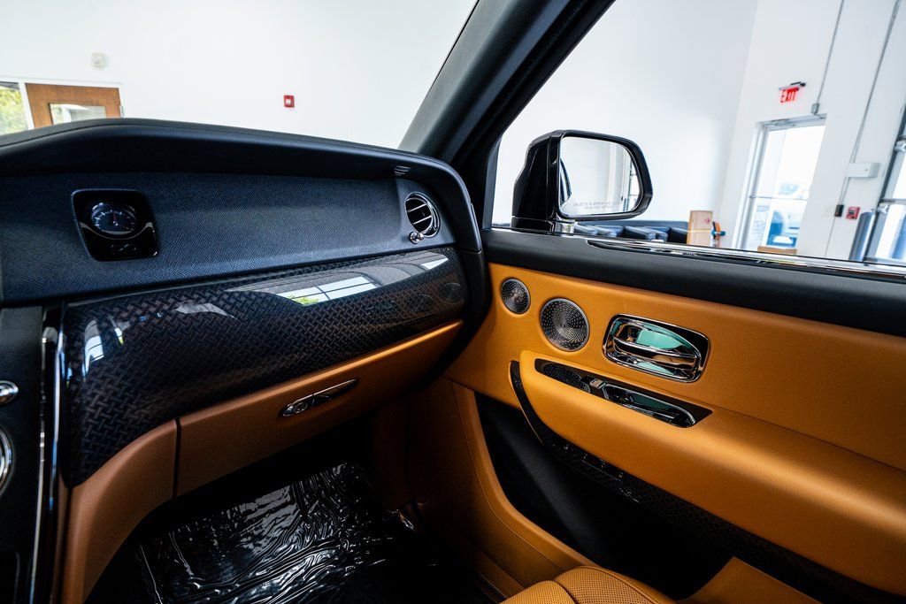 2022 Rolls-Royce Cullinan Black Badge