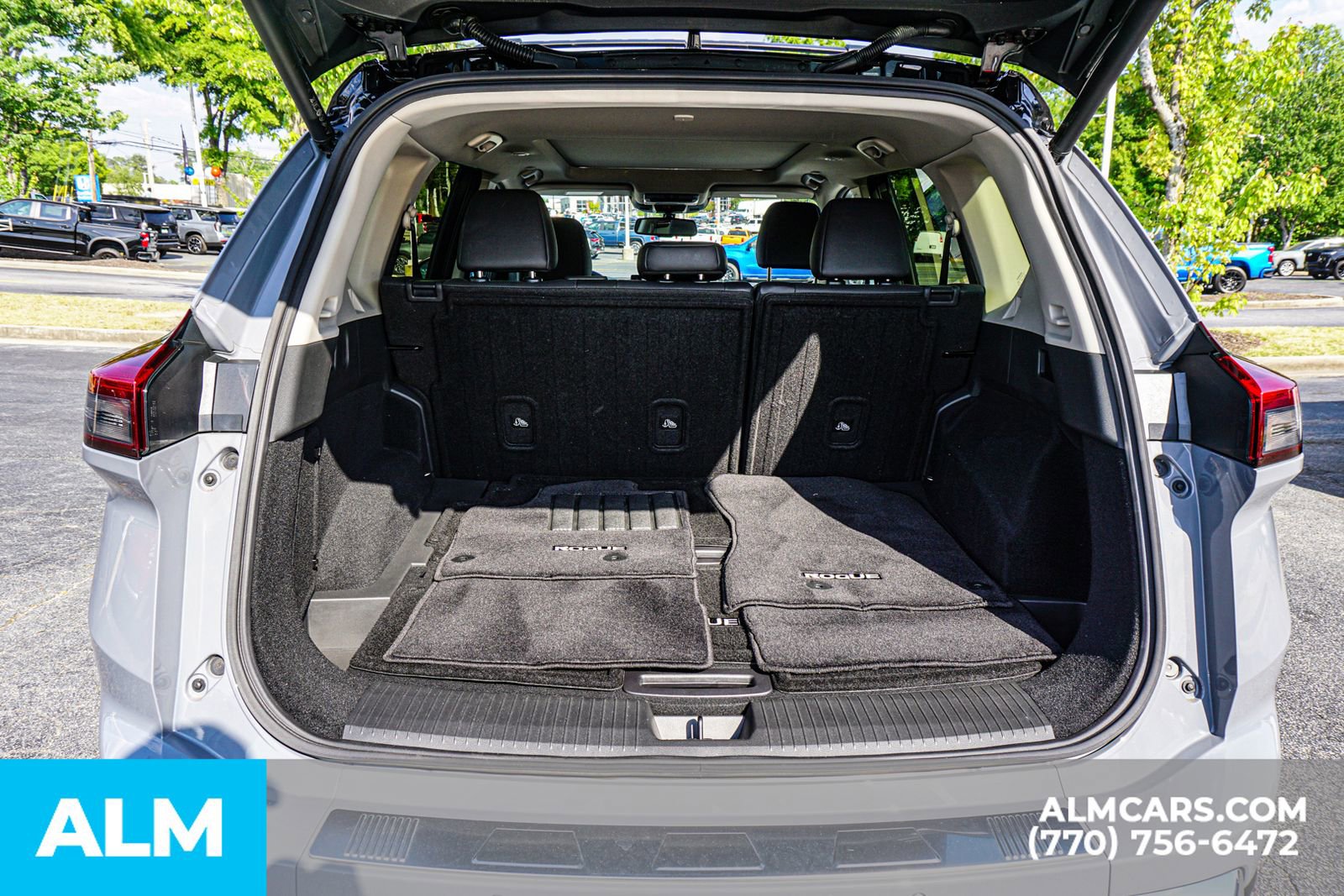 2025 Nissan Rogue Platinum