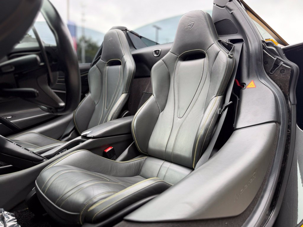 Used 2022 McLaren 720S Spider photo 34