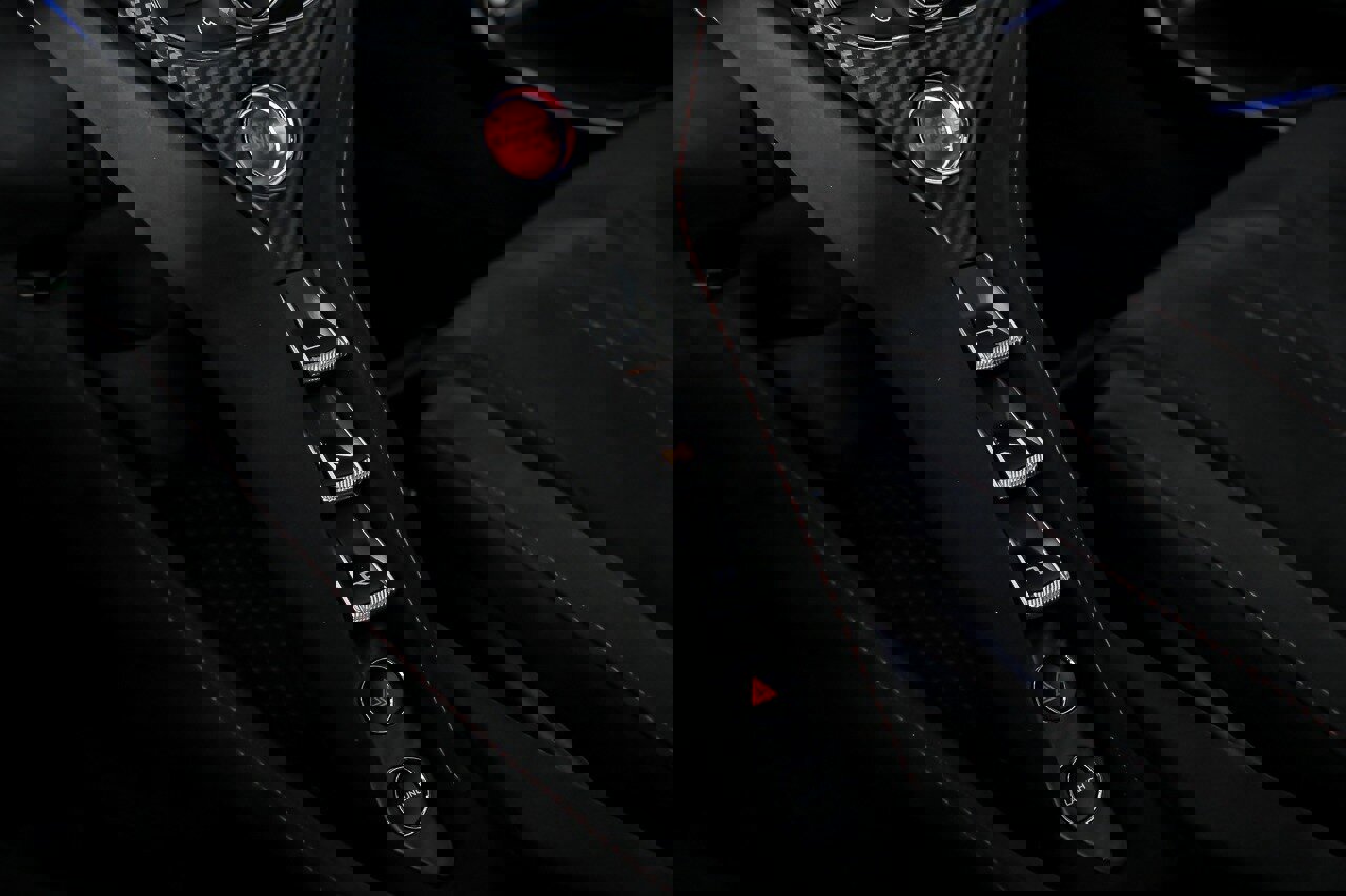 Used 2018 McLaren 720S Performance photo 37