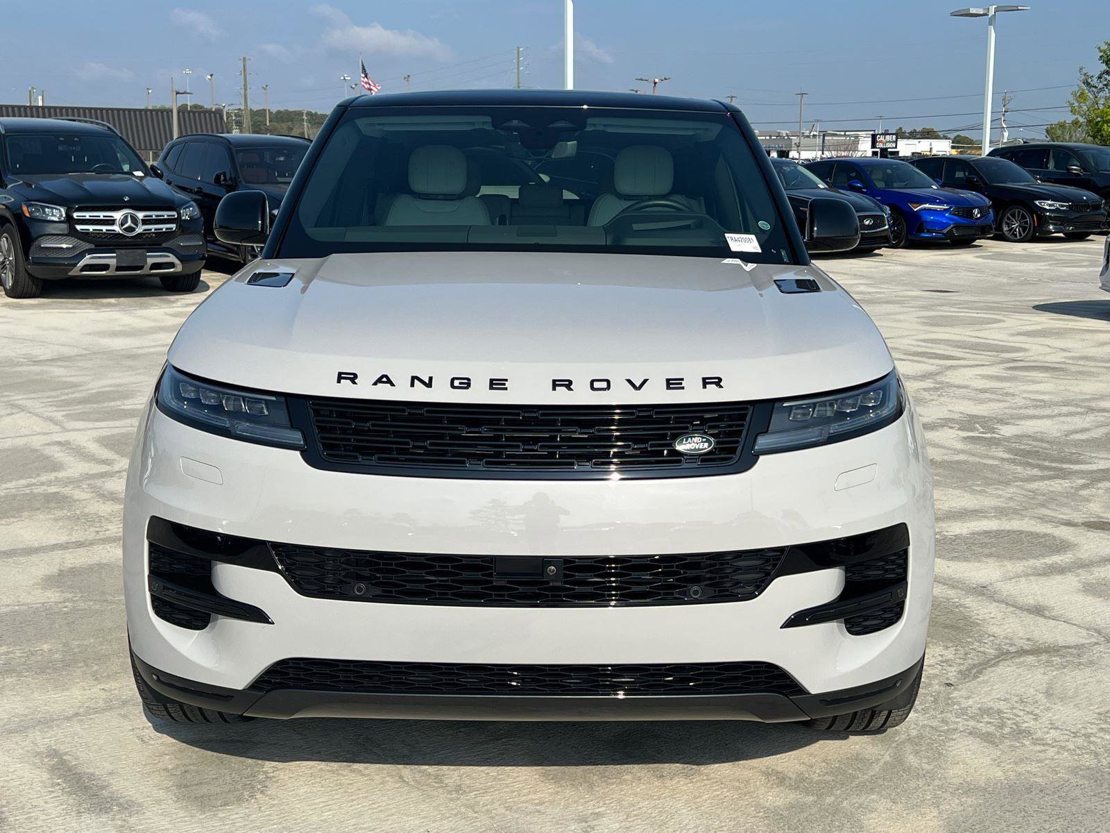 2024 Land Rover Range Rover Sport SE