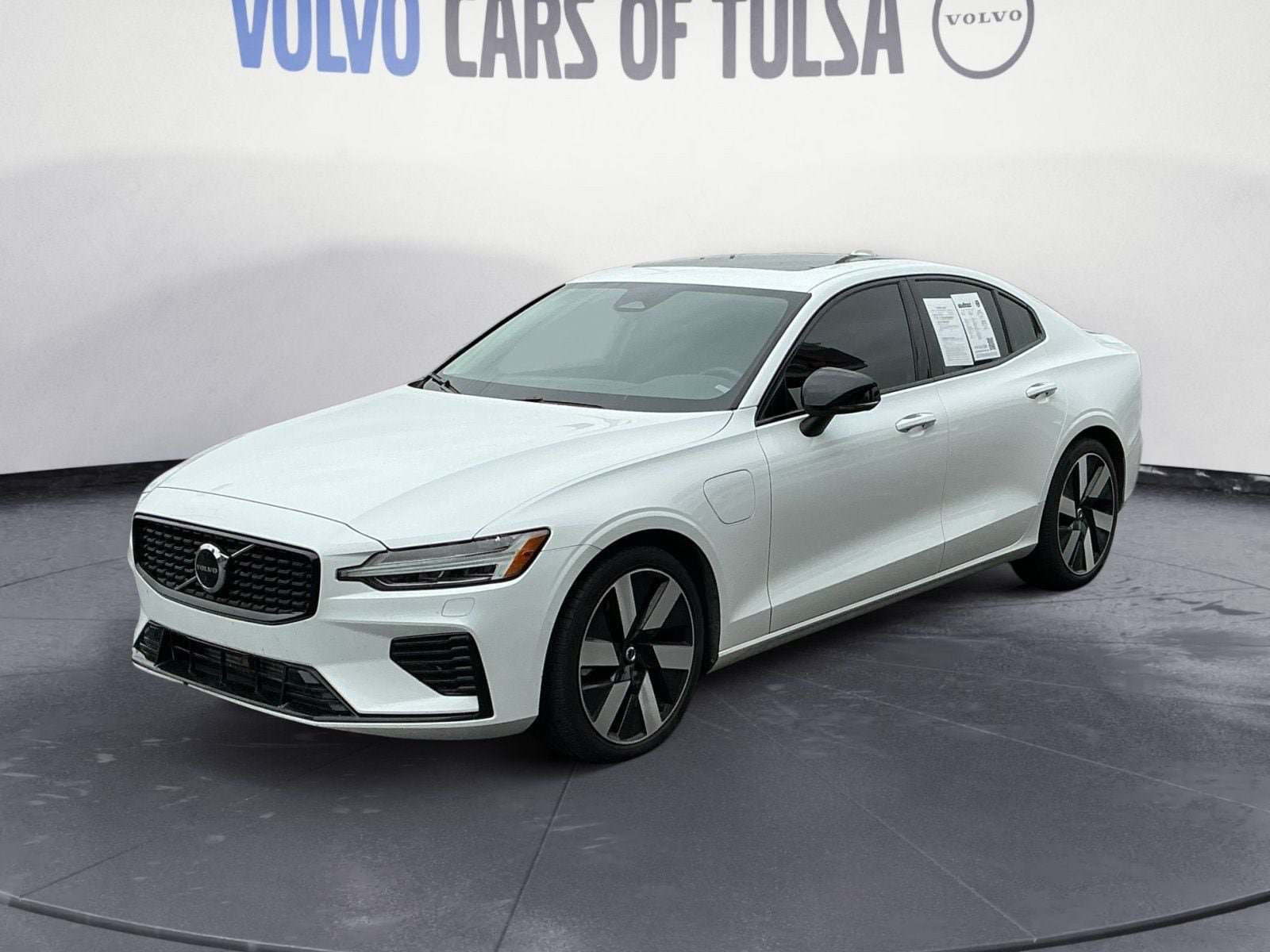 Used 2024 Volvo S60 T8 Core w/ Climate Package
