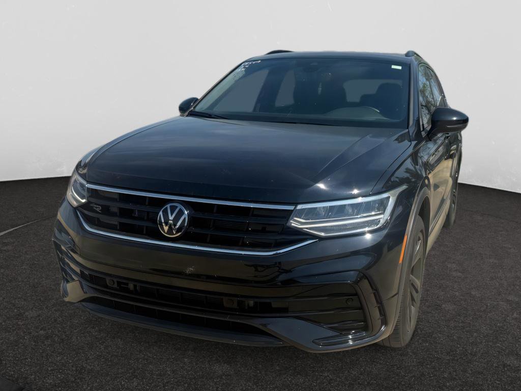 Used 2024 Volkswagen Tiguan SE R-Line