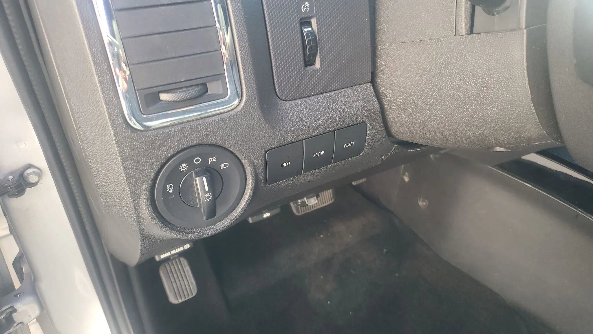 2011 Ford Escape Limited