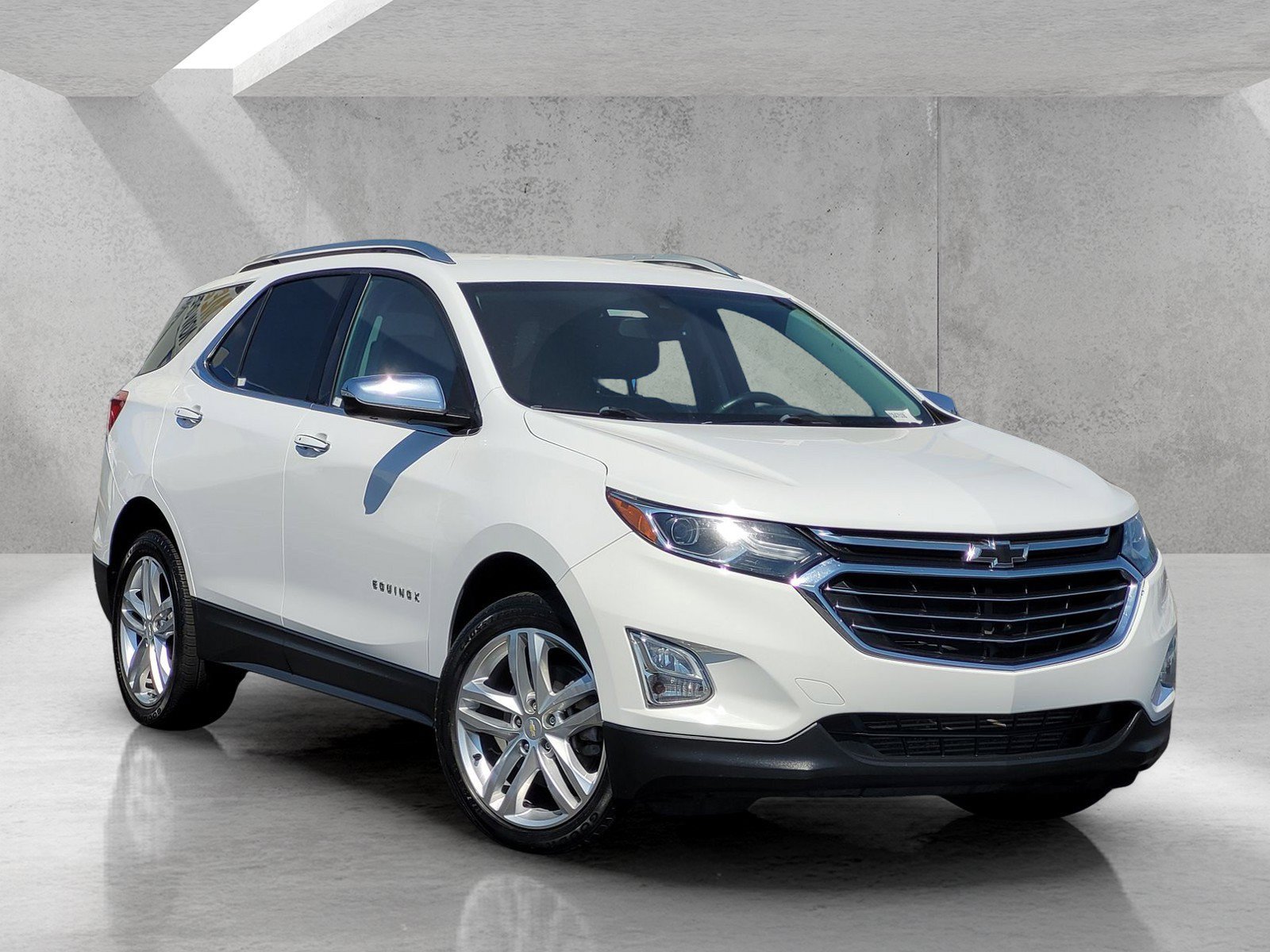 Used 2018 Chevrolet Equinox Premier