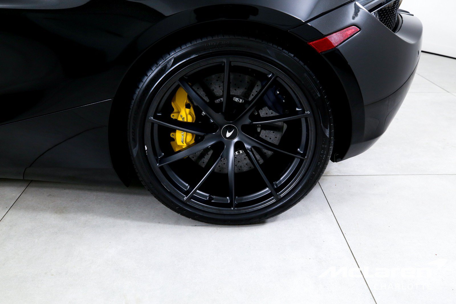 Used 2022 McLaren 720S Spider photo 26