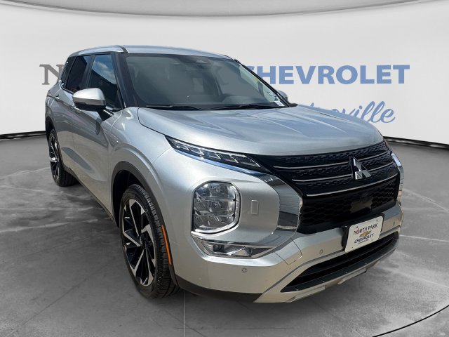 Used 2024 Mitsubishi Outlander SE