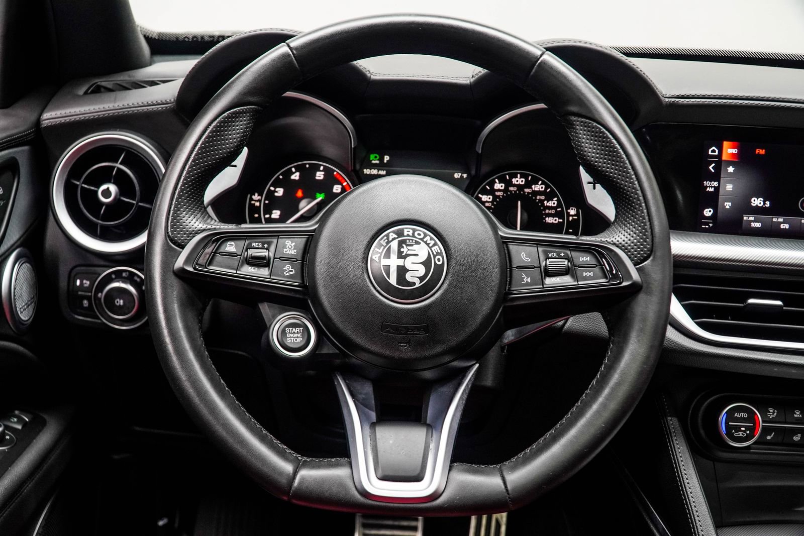 2023 Alfa Romeo Stelvio Veloce