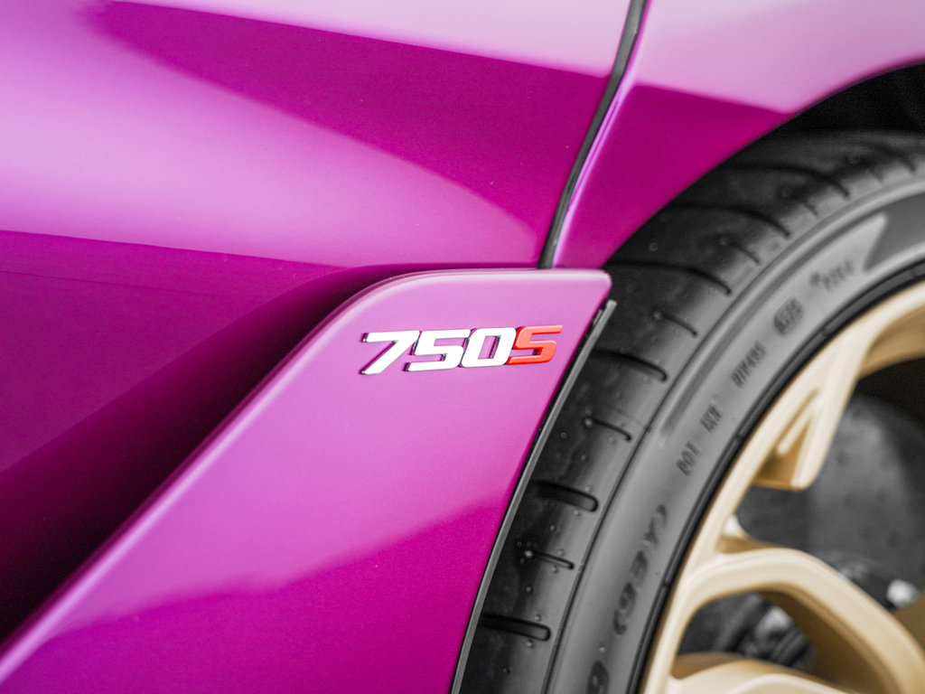 New 2027 McLaren 750S photo 41