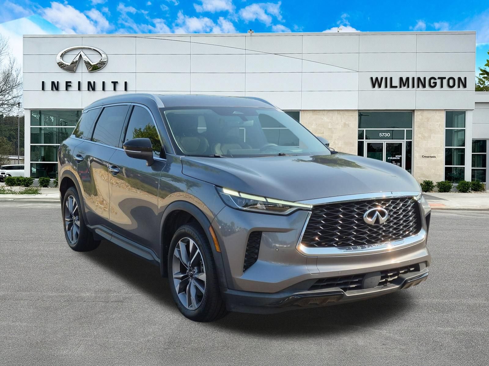 Used 2023 INFINITI QX60 Luxe w/ Vision Package