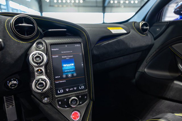 Used 2021 McLaren 720S Performance photo 40
