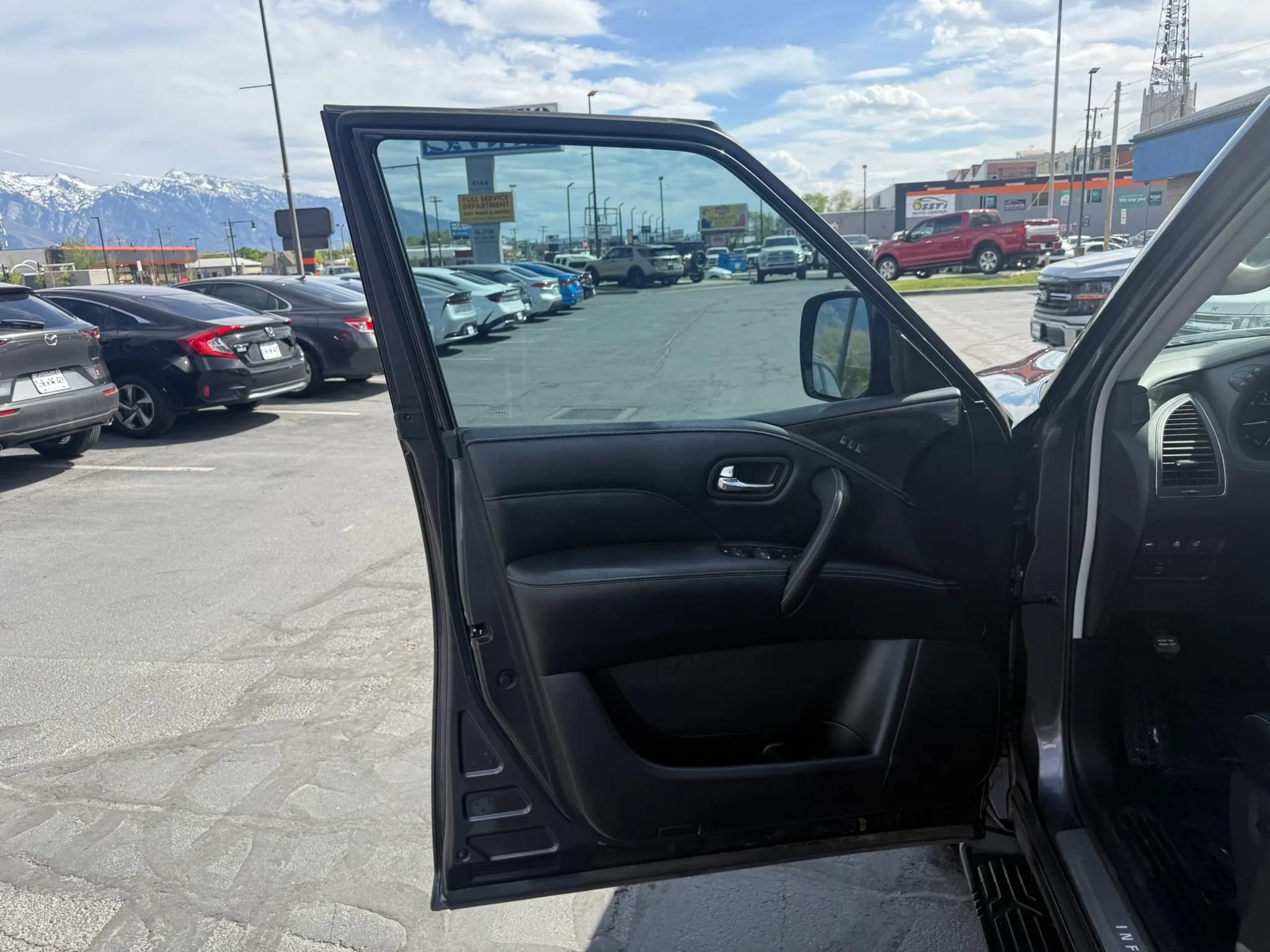 2023 INFINITI Qx80 Luxe