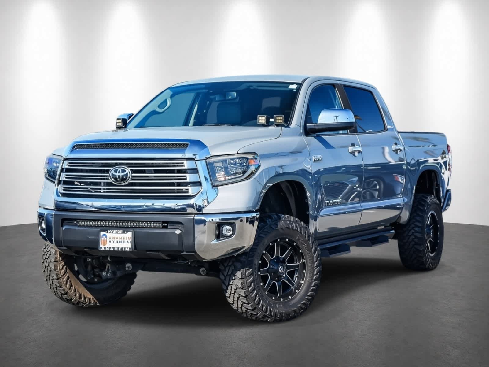Used 2020 Toyota Tundra Limited w/ Limited Premium Package