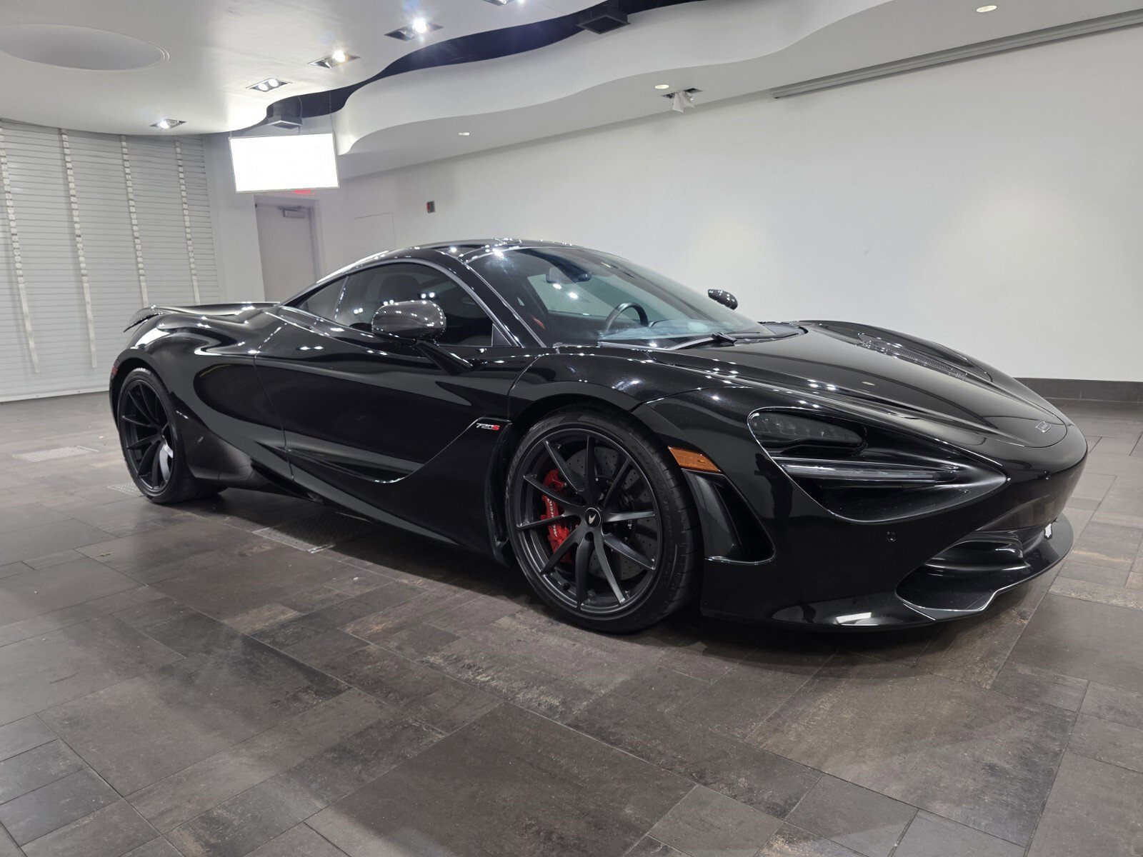 Used 2022 McLaren 720S Performance photo 25
