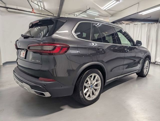 2022 BMW X5 xDrive45e