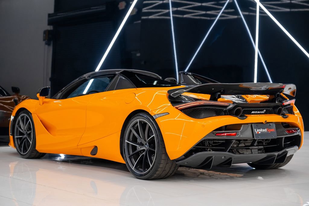 Used 2020 McLaren 720S Spider photo 29