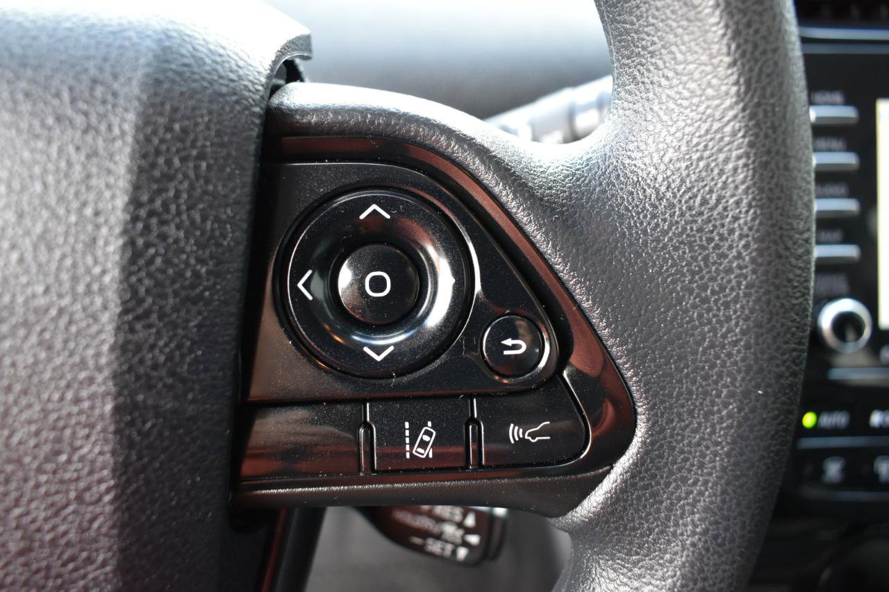 2022 Toyota Prius LE