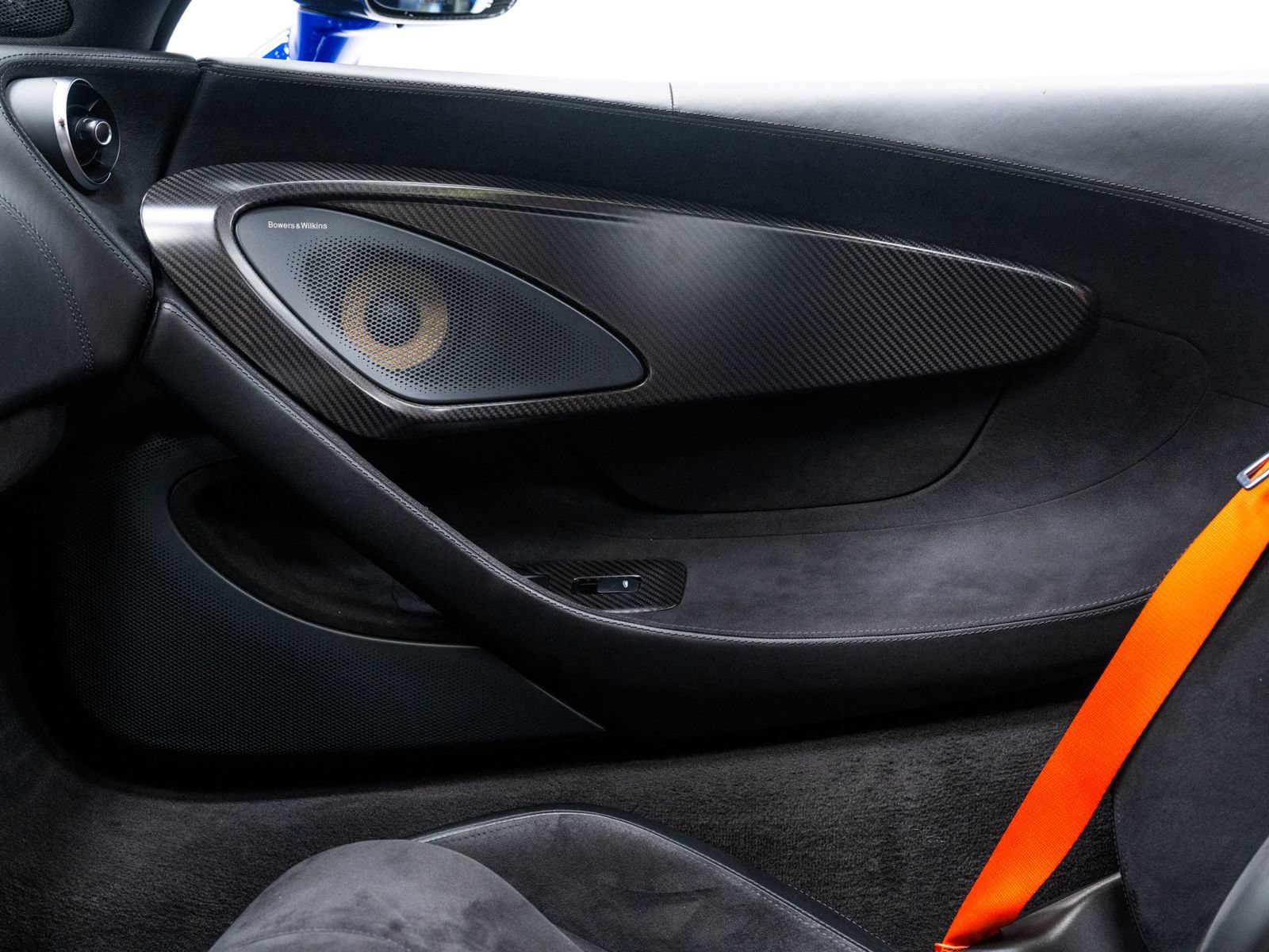 Used 2020 McLaren 600LT Spider photo 45